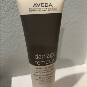 Aveda Damage Remedy Daily Hair Repair